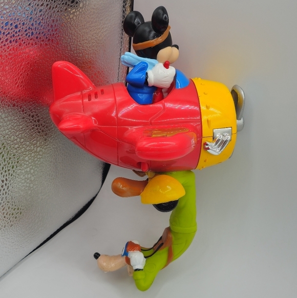 Vintage 2000 Fisher Price Mattel Mickey Mouse Goofy Super Stunt Plane Toy - Picture 3 of 11